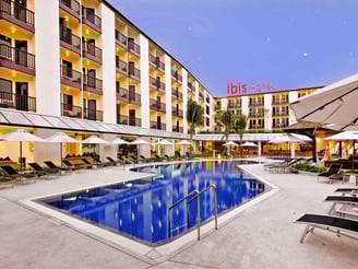 ibis-phuket-kata_17388954693